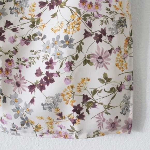 NWT Handmade Floral 18” x 18” Scarf L1045 - Picture 3 of 9